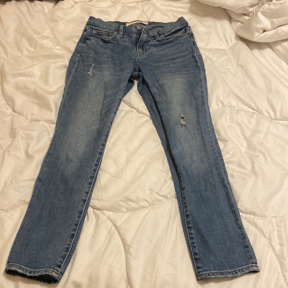 Cropped (right above ankle) Gap Jeans!